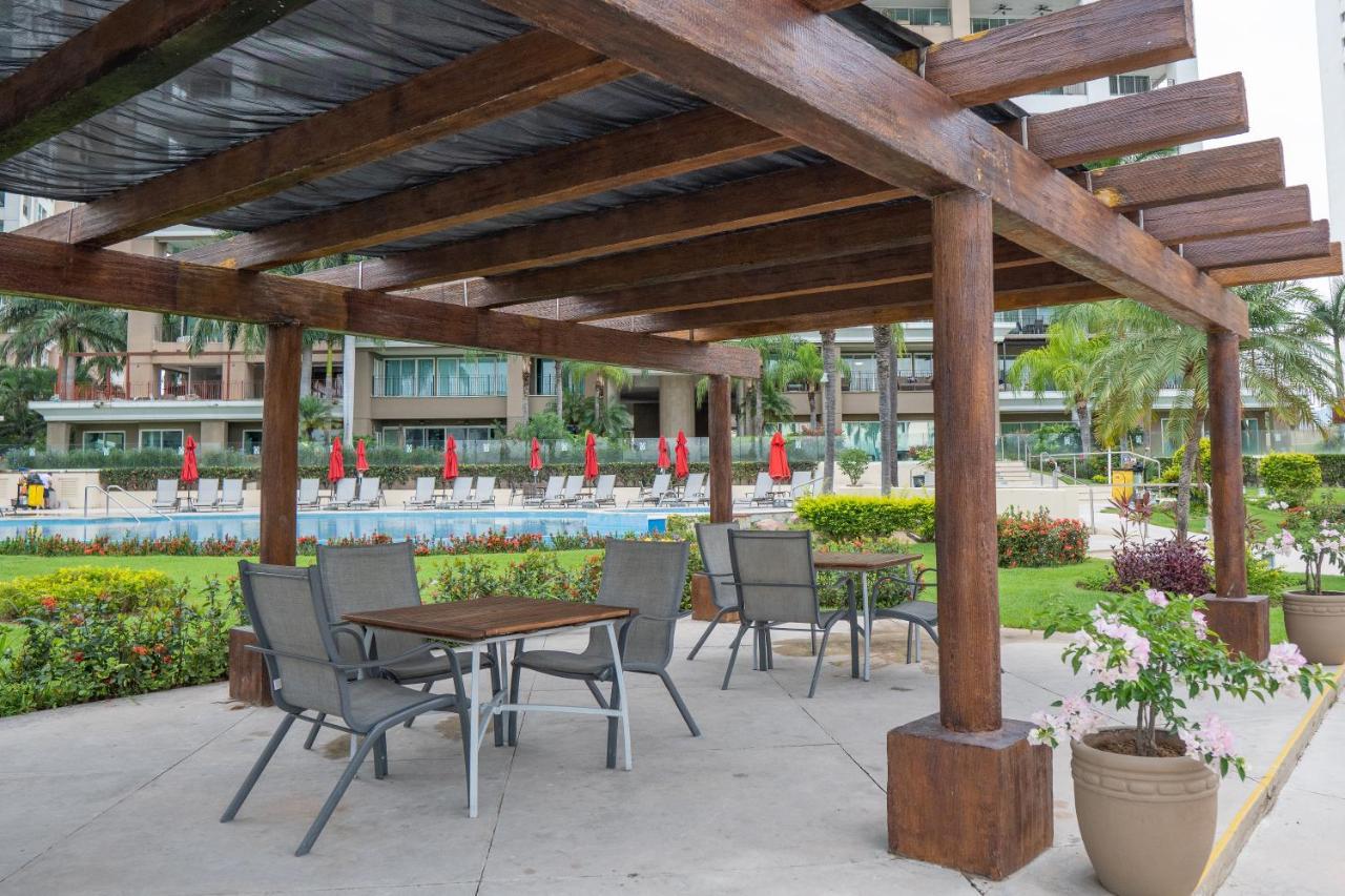 Ocean Front Condo Sleeps 4 Adults-Grand Venetian T3000-1606 Puerto Vallarta Bagian luar foto
