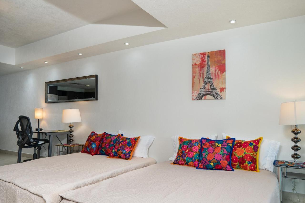 Ocean Front Condo Sleeps 4 Adults-Grand Venetian T3000-1606 Puerto Vallarta Bagian luar foto